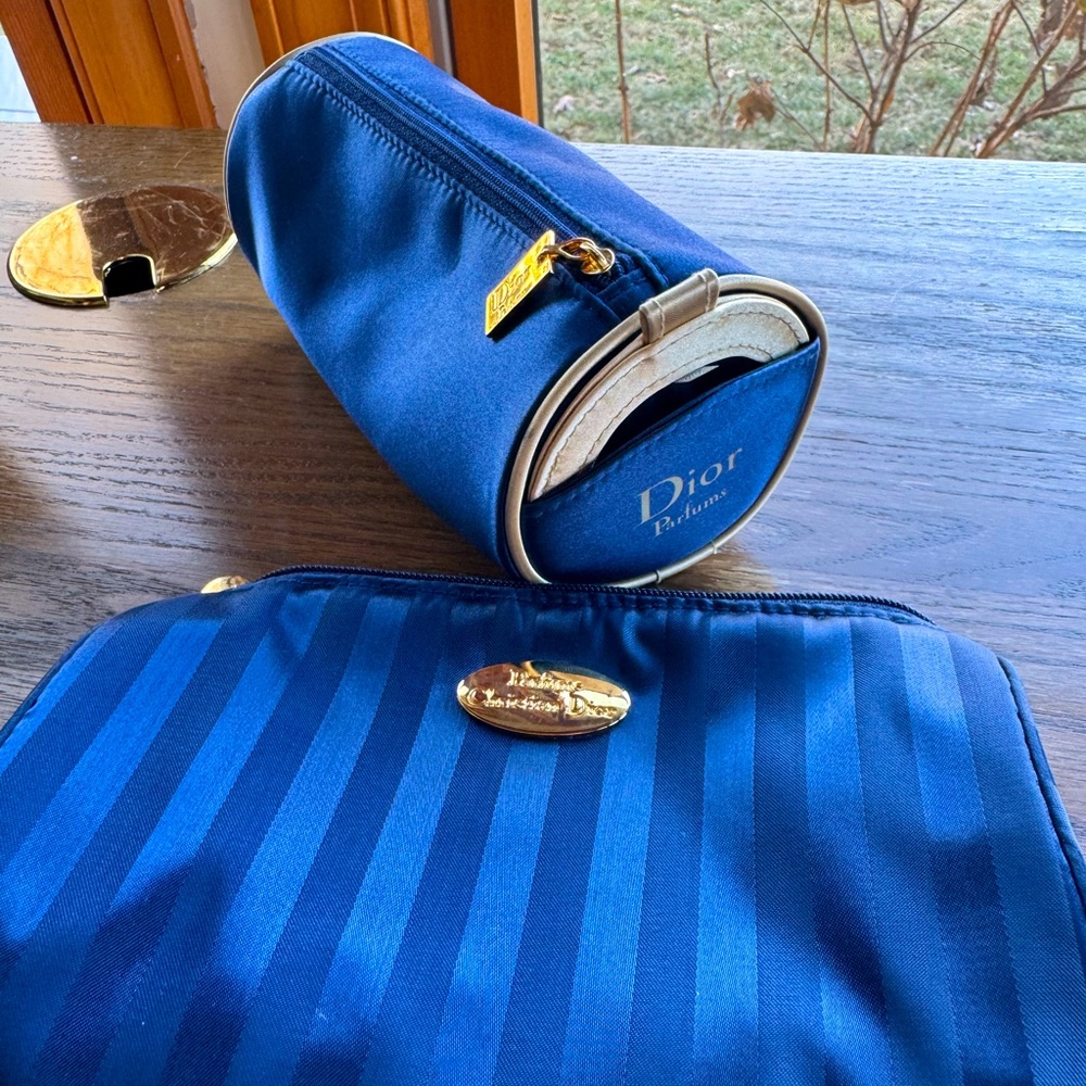 Dior Parfums Makeup bag set of 2 like new